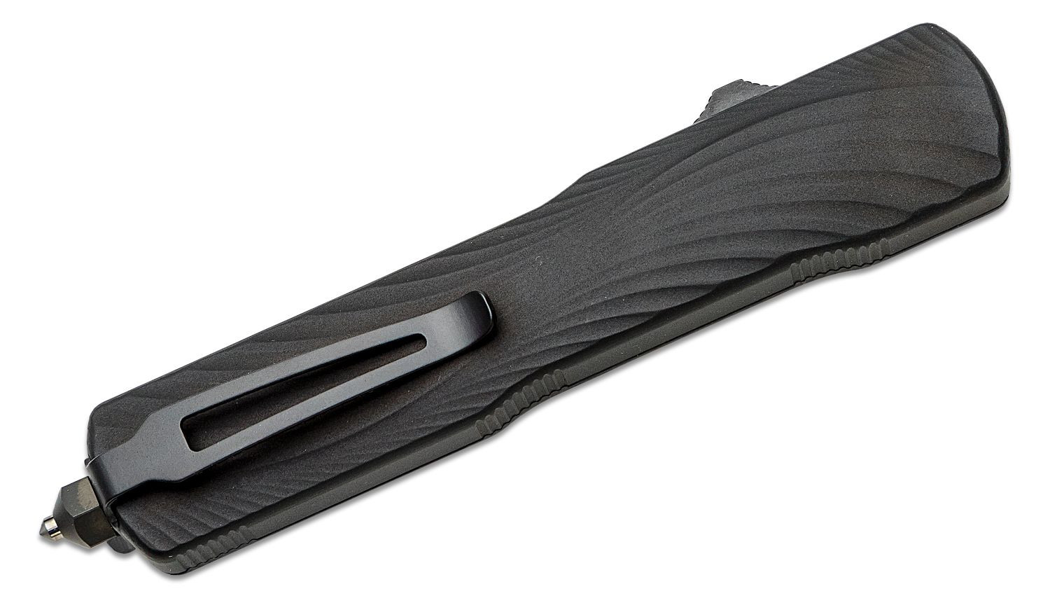 Inspect, identify and repair with the multi-function BearTrap. High power with big performance. It produces bright white light in both spot and flood modes.
Go hands-free - it clamps virtually anywhere or stands on its own, allowing you to illuminate hard-to-get-to spaces like under the dash; also features a magnetic base and stowable hook.