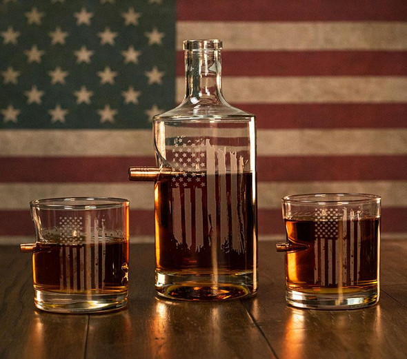 Benshot Patriotic Decanter and Two Rocks Gift Set