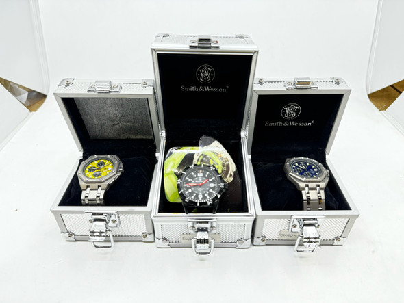 Lof of 3pc Watches, NEW/OLD STOCK 