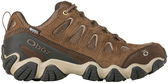 With unmatched fit right out of the box, the Sawtooth II Waterproof delivers hiking performance worthy of its name. Built around a dual density midsole with a forefoot-friendly nylon shank, a sculpted midsole and generous toe box, the waterproof Sawtooth Low delivers comfort and capability anywhere your feet can carry you.
