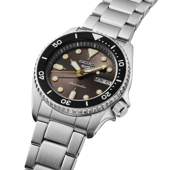Seiko SRPL79 Men's 5 Sports SKX Series Watch 38mm Seiko SRPL79 Men's 5 Sports SKX Series Watch 38mm