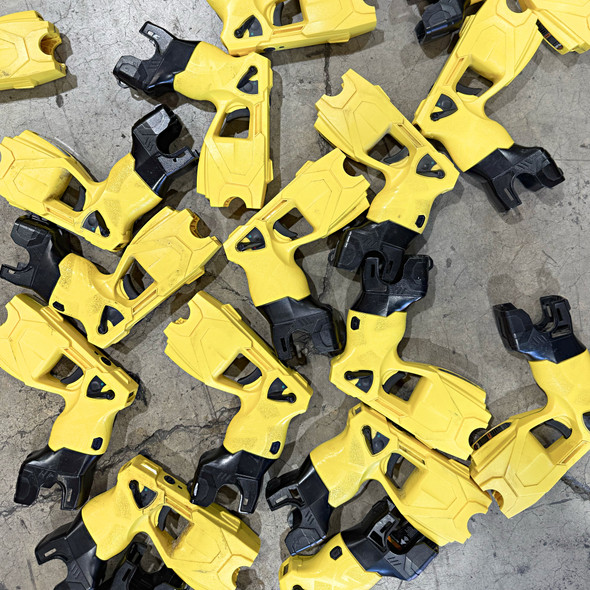 Yellow Taser X26P w/ Right Hand Blackhawk Holster and Extended Performance Magazine, Police Trade