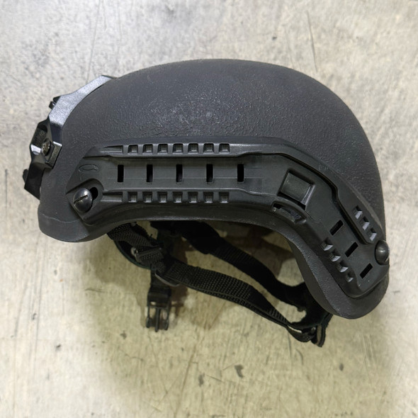 Tactical High-Cut Combat Helmet w/ ARC Rails & NVG Shroud, Police Trade