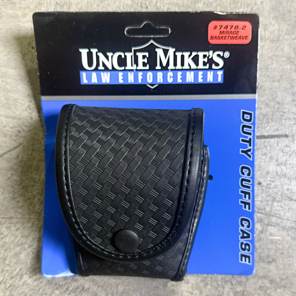 Uncle Mike's Law Enforcement Duty Cuff Case, New/Old Stock