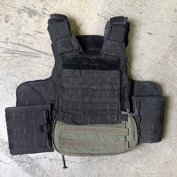 Bushido Tactical Body Armor Carrier, MOLLE Vest w/ Level IIIA Soft Armor, Police Trade