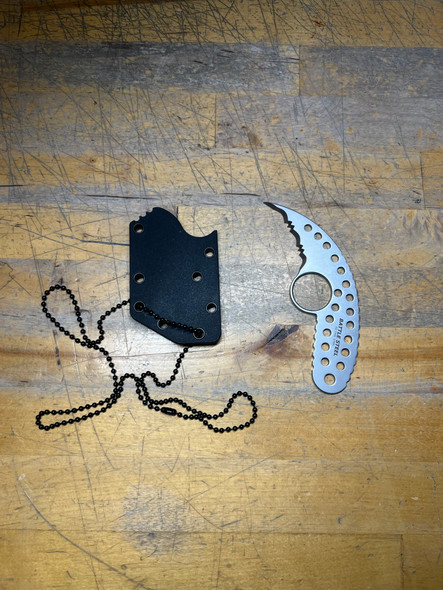 Battle Steel Talon Serrated Edge w/ Holster, D2 Tool Steel, Open Box