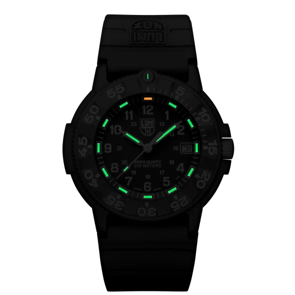 Luminox Original Navy SEAL Black/White Dive Watch 43mm