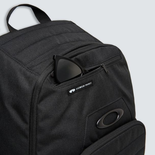 Oakley Enduro 25Lt 4.0 Blackout Backpack