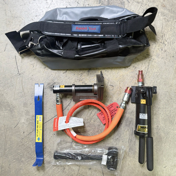 Hurst Rabbit Tool JL-4 Hydraulic Forcible Entry Kit, Complete w/ Pump, Hose, Bag, Never Issued, Police Trade