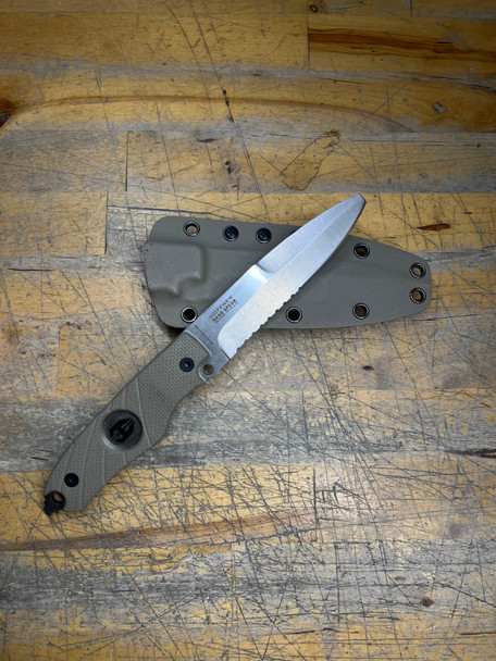 Hoffner Hand Spear EFB Extreme Fighting Knife w/ Holster, FDE, Open Box
