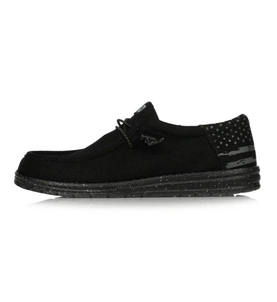 Howitzer Roam Blackout Black Shoes