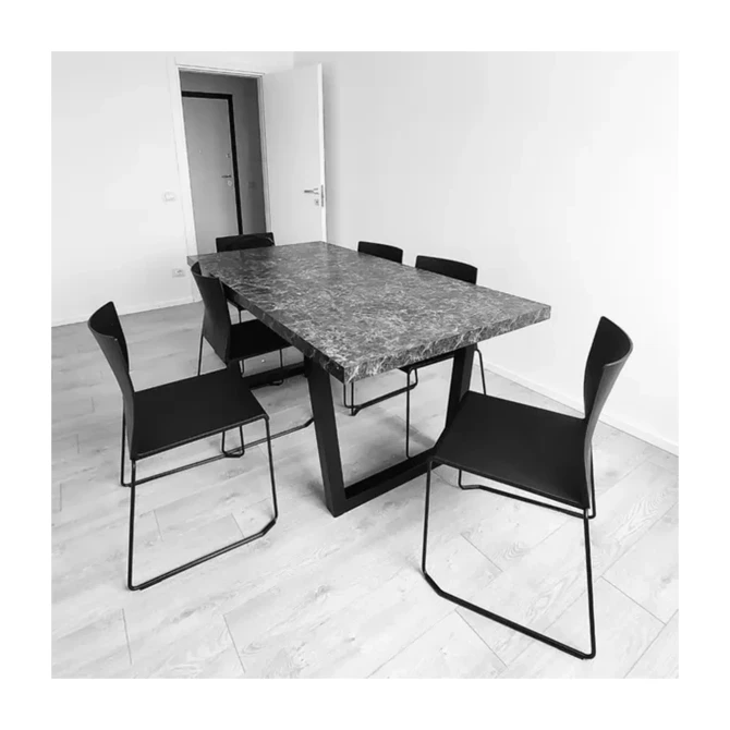 Artesia Black