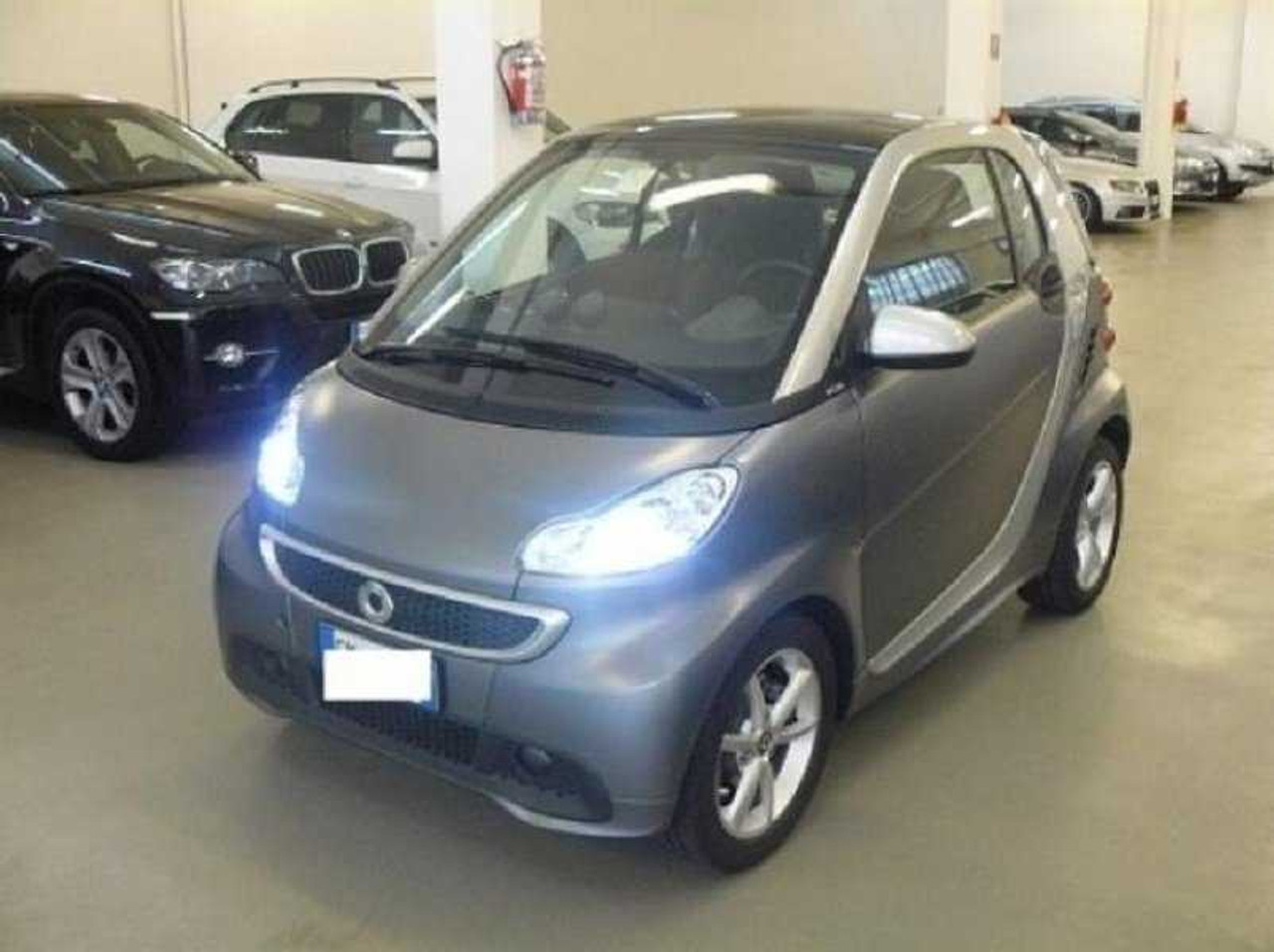 BlingLights Brand Xenon HID Headlight Conversion Kit for Smart Fortwo