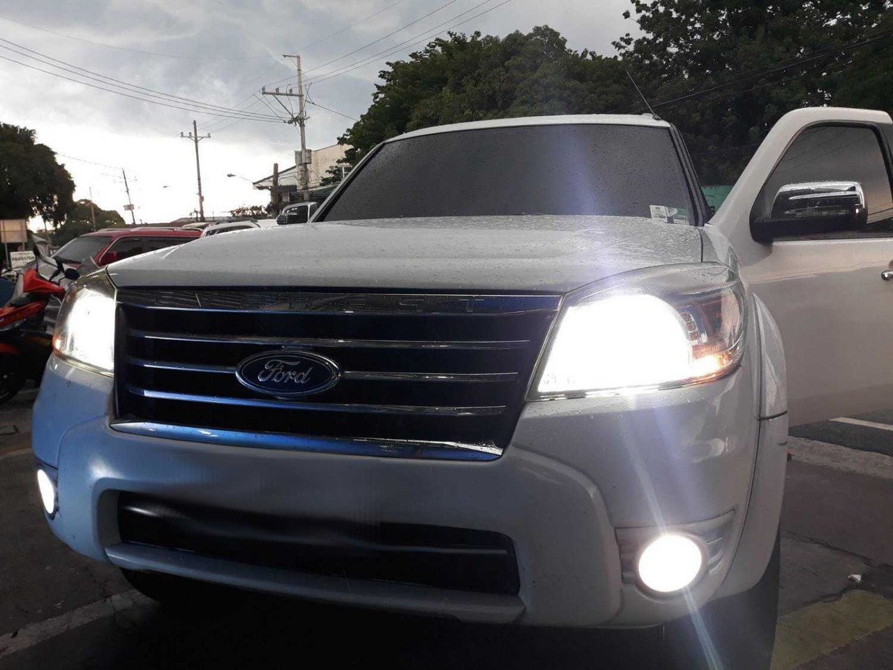 Xenon Halogen Fog Lights for 2010 2011 2012 2013 2014 2015 Ford Everest