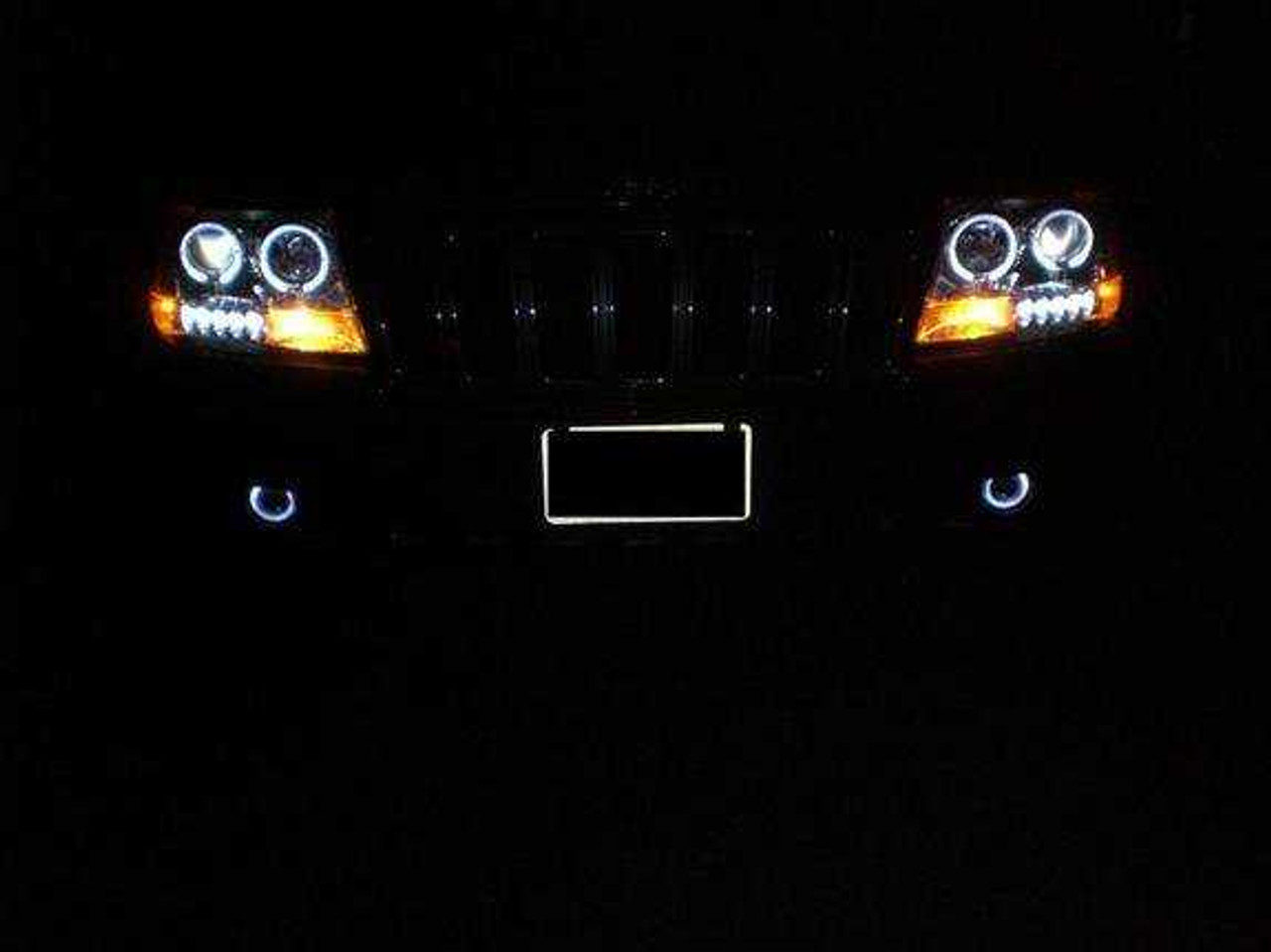 LED Halo Fog Lights for 1999 2000 2001 2002 2003 2004 Jeep Grand Cherokee