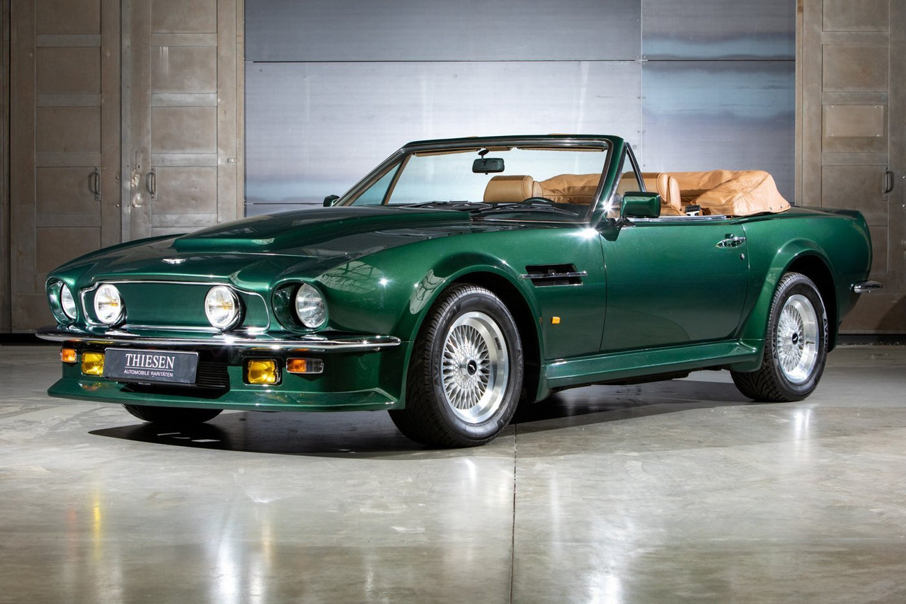 BlingLights Brand Rectangular Fog Lights for 1969–1989 Aston Martin V8