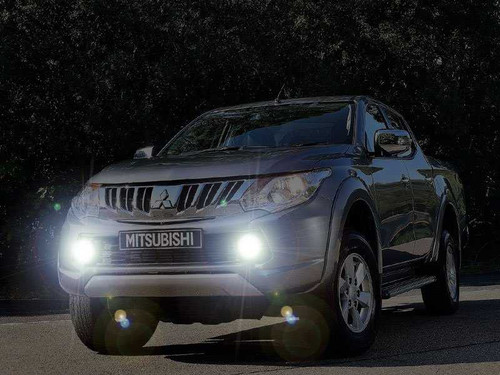 2015 2016 2017 Mitsubishi L200 Driving Lights Fog Lamps Kit