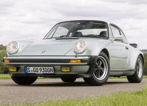 BlingLights Brand Yellow Fog Lights for 1975-1989 Porsche 930 911 Turbo