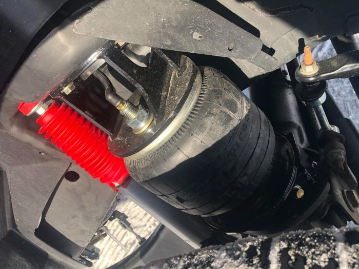 Kelderman 20132018 Ram 3500 4x4 2Stage Front Air Suspension