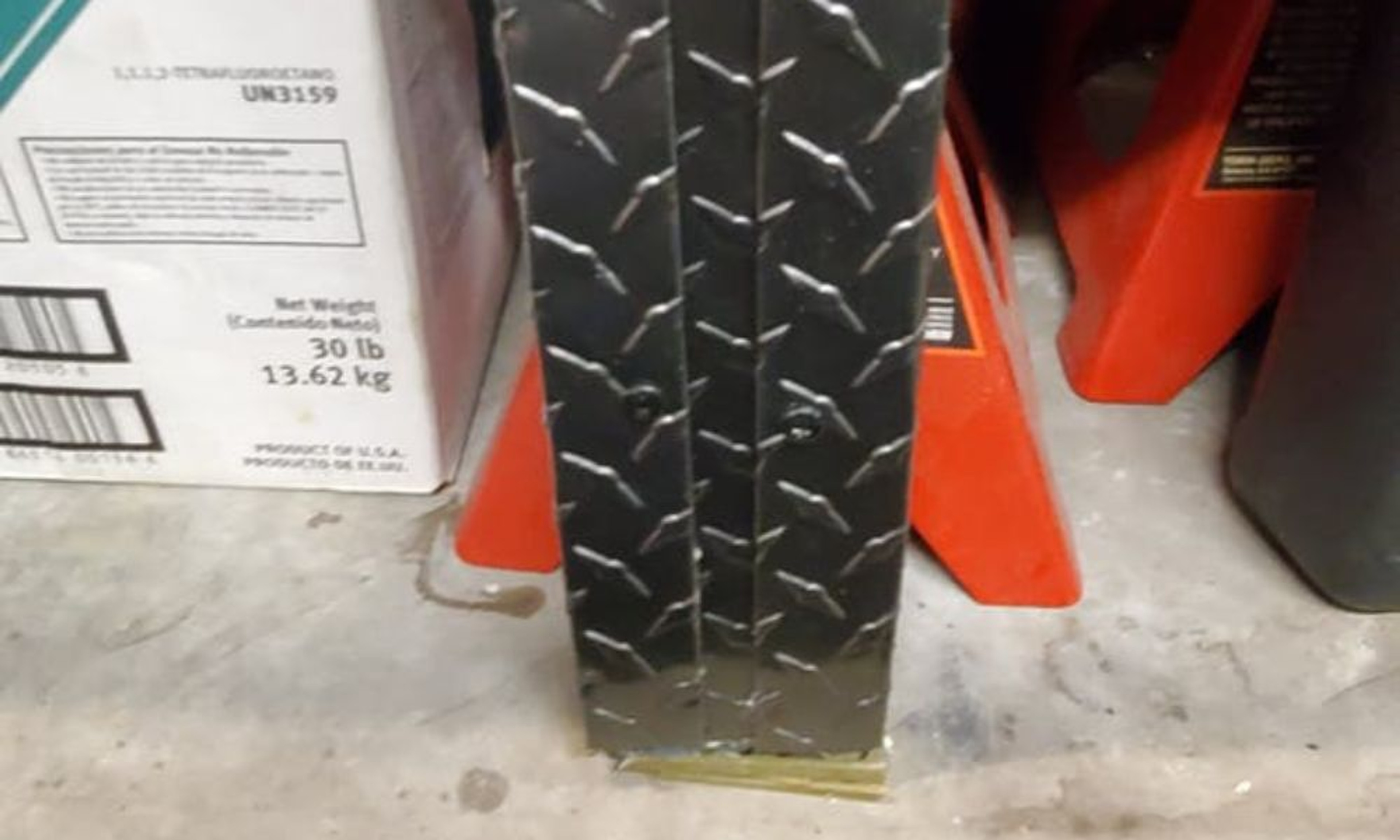 3 Reasons To Choose Diamond Plate Corner Guards