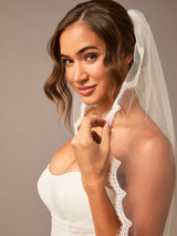 Single Fingertip Bridal Veil | V2690SF