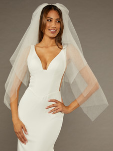 Triple Layer Wrist Bridal Veil | V2478W