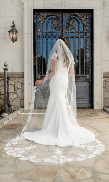 Cathedral Bridal Veil | V2098C