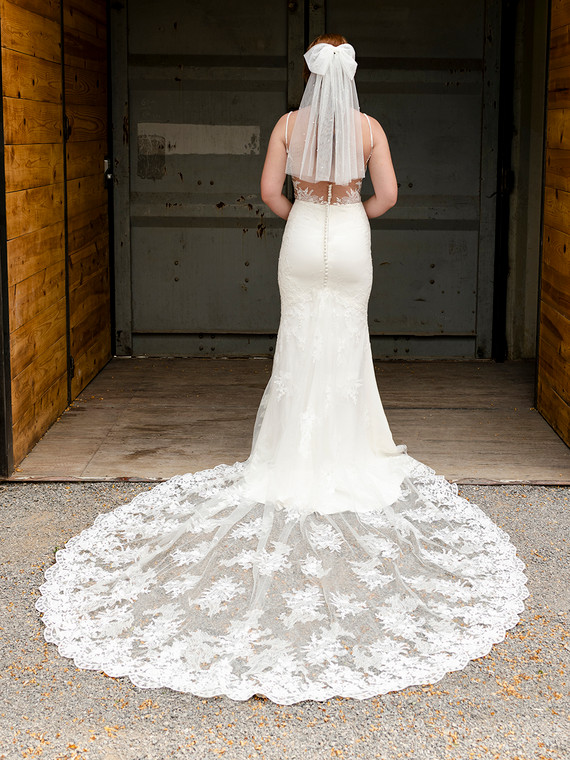 Bridal Veil | V2297SF