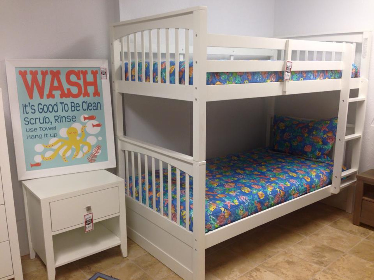 twin twin bunk bed