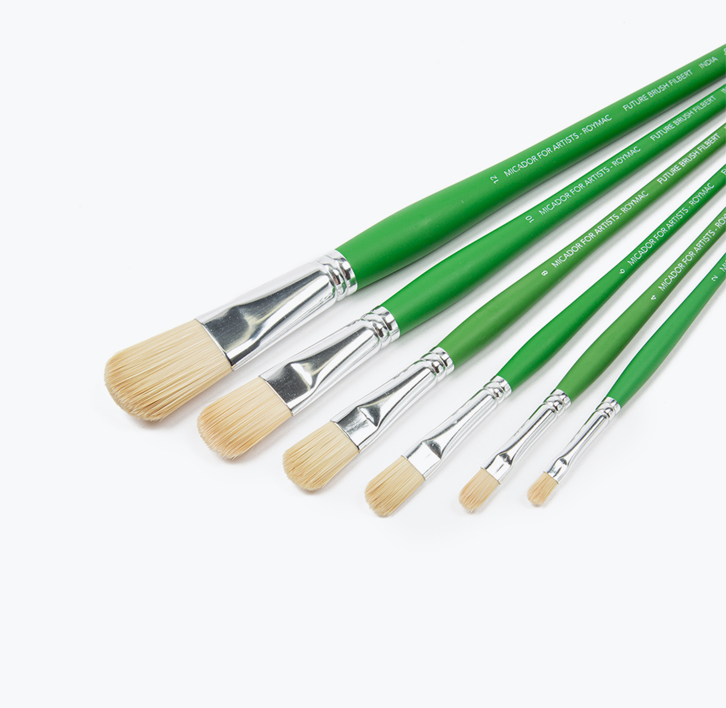 3/4 Studio Filbert Paintbrush