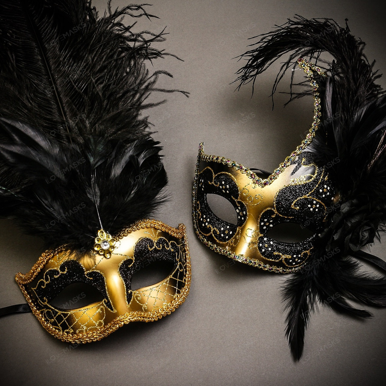 Black Mask with Black Feathers on Side with Black Handle (Each) – Mardi  Gras Spot