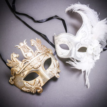 Silver Venetian Warrior Pegasus & White Side Feather Glitter Couple Masks Set