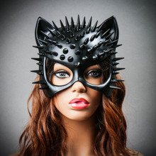 Black Spiked Cat Mask – Gothic Punk Feline Masquerade Costume Mask