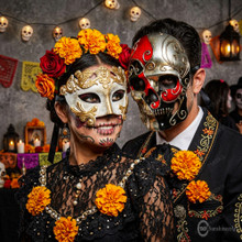 White Gold Roman Eye mask and Dead of The Dead Skull Masquerade Mask Couple Mask