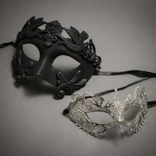 Black Roman Warrior Metallic Mask & Silver Charming Princess Diamond - Couple