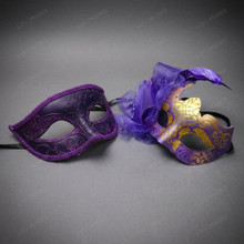 Elegant Glitter Scrollwork Feather Tulle Women Venetian Masquerade Eye Mask - Purple Gold