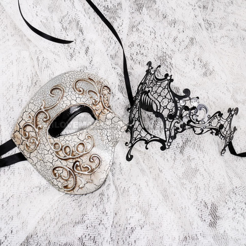 Silver Cracked Half Face Phantom and Black Silver Phantom Mask for Couple