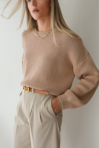 knitwear, organic cotton, Irish knitwear, sustainable knitwear, cotton knitwear, camel jumper , Irish designed, soft knitwear , soft fabric , crew neck jumper , cozy cosy jumper , 100% organic cotton , sustainable fashion brand , round neck jumper , oversized jumper