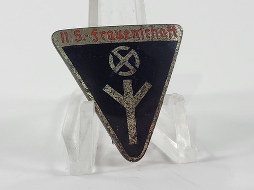 1st Pattern Frauenschaft badge