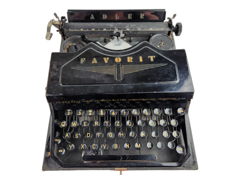 Excellent Adler Favorit Typewriter