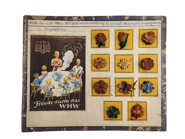 1937/38 Winterhilfswerk Flower Set on Cardboard Display