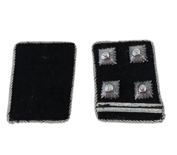 Reproduction SS Obersturmführer collar tab set (2)