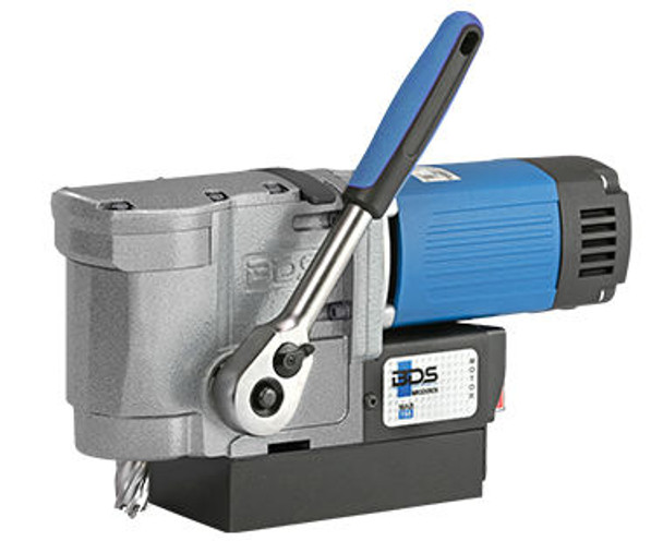 Magnetic Drill, Up to 1-1/2" dia. hole capacity, 460 RPM, 9.25 Amp, Wt: 24 lbs.