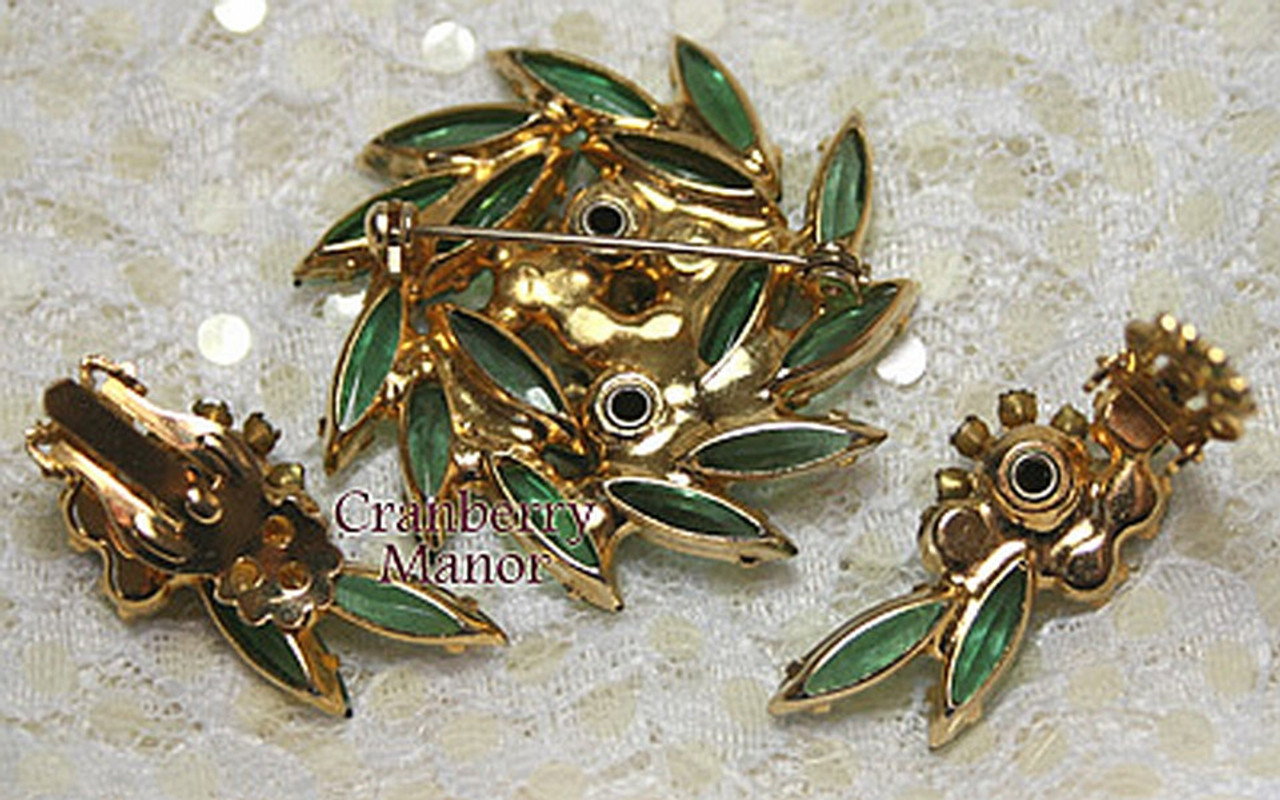 Large Emerald and Peridot Green Rhinestones Brooch and Clip Earrings - Ruby  Lane