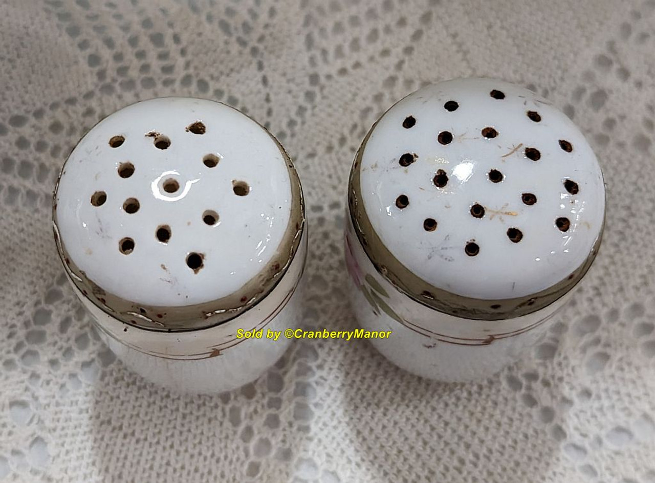 Vintage Salt Pepper Shaker Set, White Ceramic With Strawberries &  Blackberries Design, Salt and Pepper Shakers, Country Kitchen Decor, Japan  