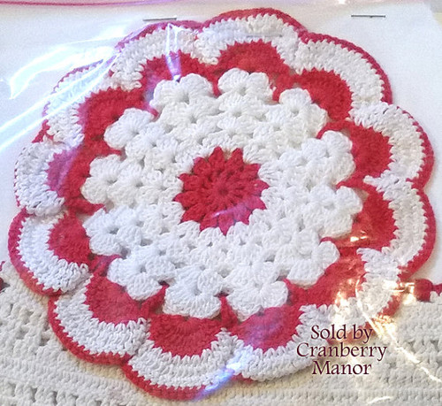 Lot 2 Crochet Doily Pot Holder Vintage Red White Linen