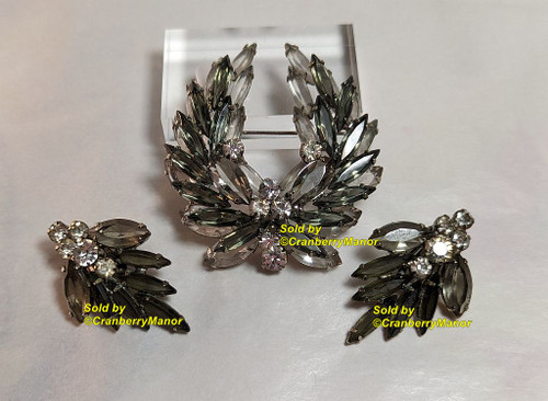 Juliana D&E Brooch Earrings Black Diamond Smoke Grey  Laurel Wreath Pin Vintage DeLizza Elster Jewelry