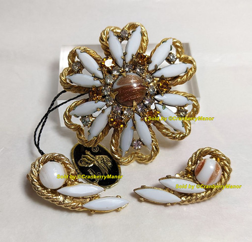 Juliana D&E Brooch Earrings Gold Fluss Milk Glass Twisted Rope Tagged Pin Vintage DeLizza Elster Jewelry