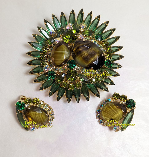 Juliana D&E Brooch Earrings Emerald Green Givre Stripe Pin Vintage Delizza Elster Designer Jewelry