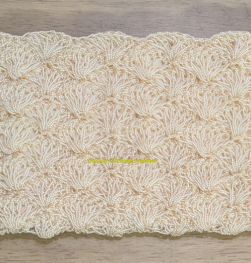 Beaded Fan Formal Clutch Purse Off White Seed Pearl Bridal Hand Bag Vintage Bridal Handbag Mid Century Circlet Pull Fashion Gift